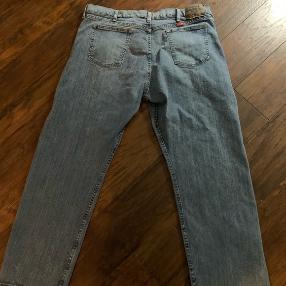 Men's Wrangler Jeans - Picture 2 of 5
